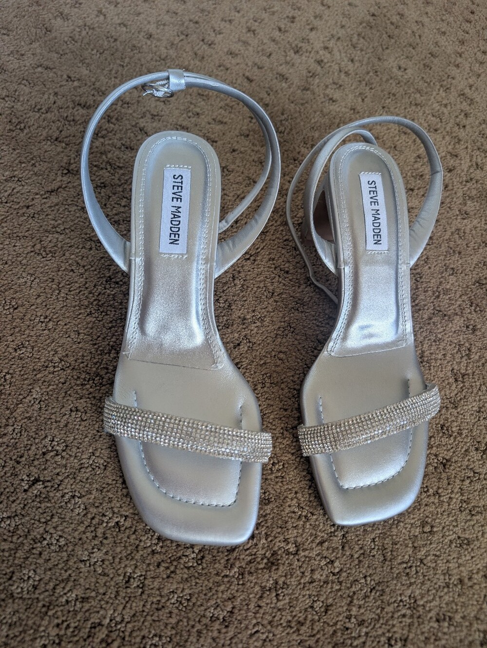 Steve Madden Silver Sparkle Shoes Size 8, 2.5 inch Heels